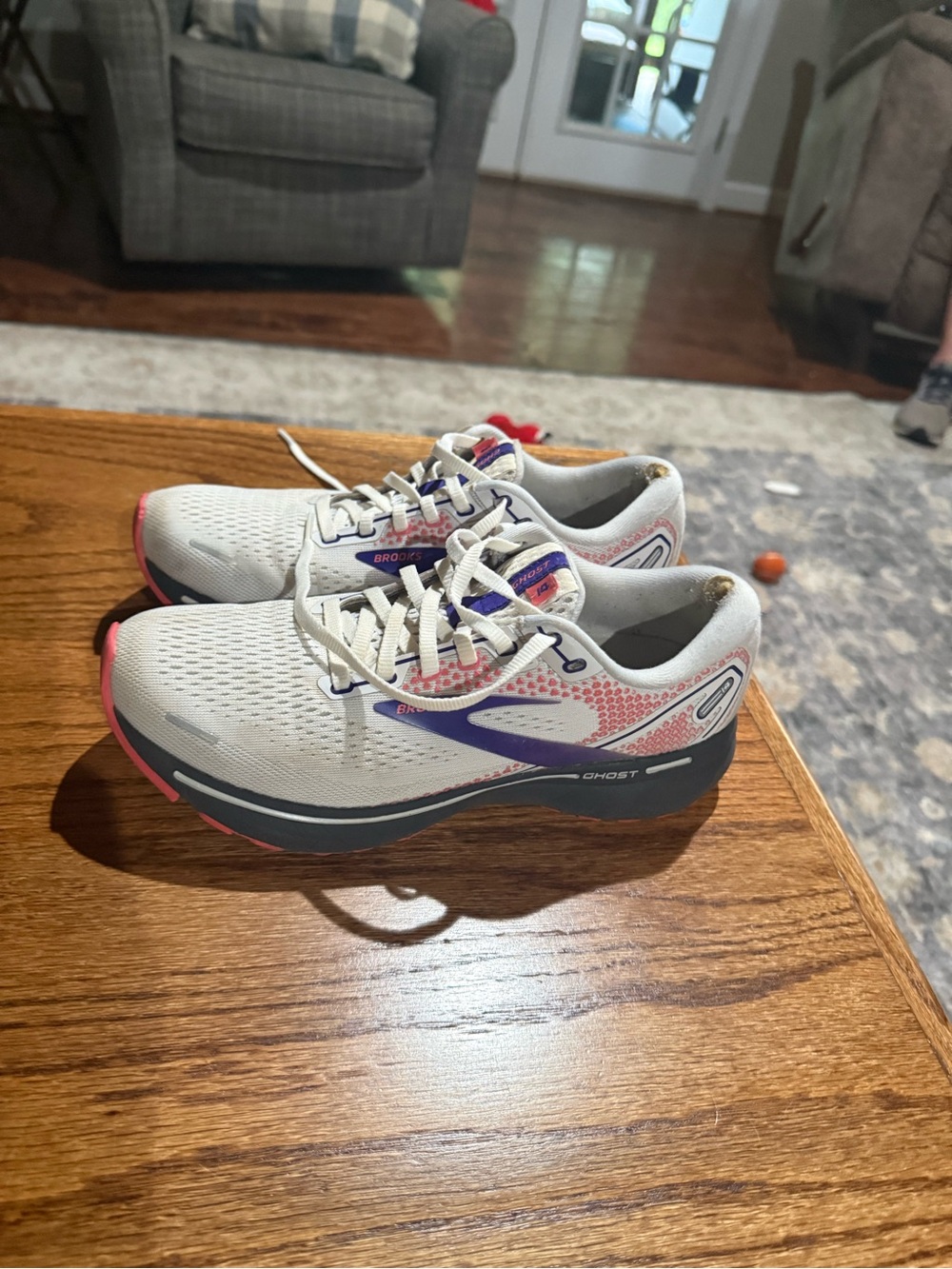 Brooks White Running Shoes with Pink and Purple Accents - Picture 2 of 5